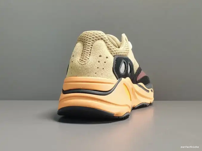 Yeezy Adidas Boost Amber GW0297 Enflame 700 0630